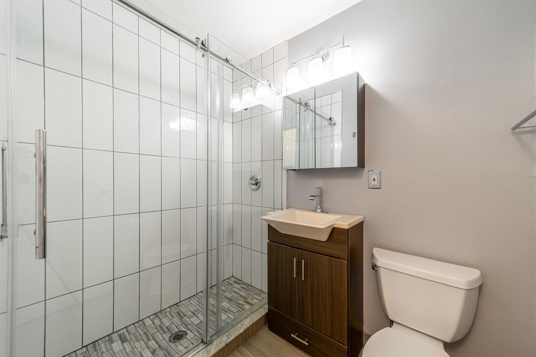 158 WAYNE ST Unit: 201A