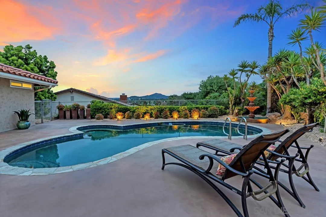 17215 Regalo Ln