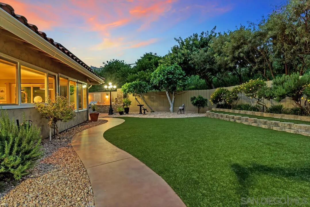 17215 Regalo Ln