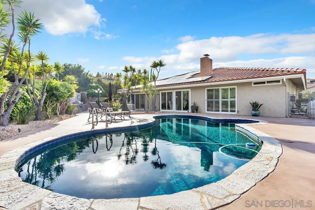 17215 Regalo Ln