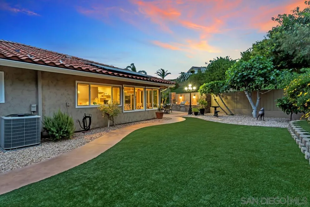 17215 Regalo Ln
