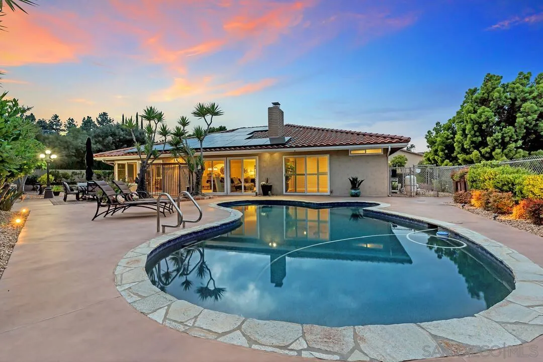 17215 Regalo Ln