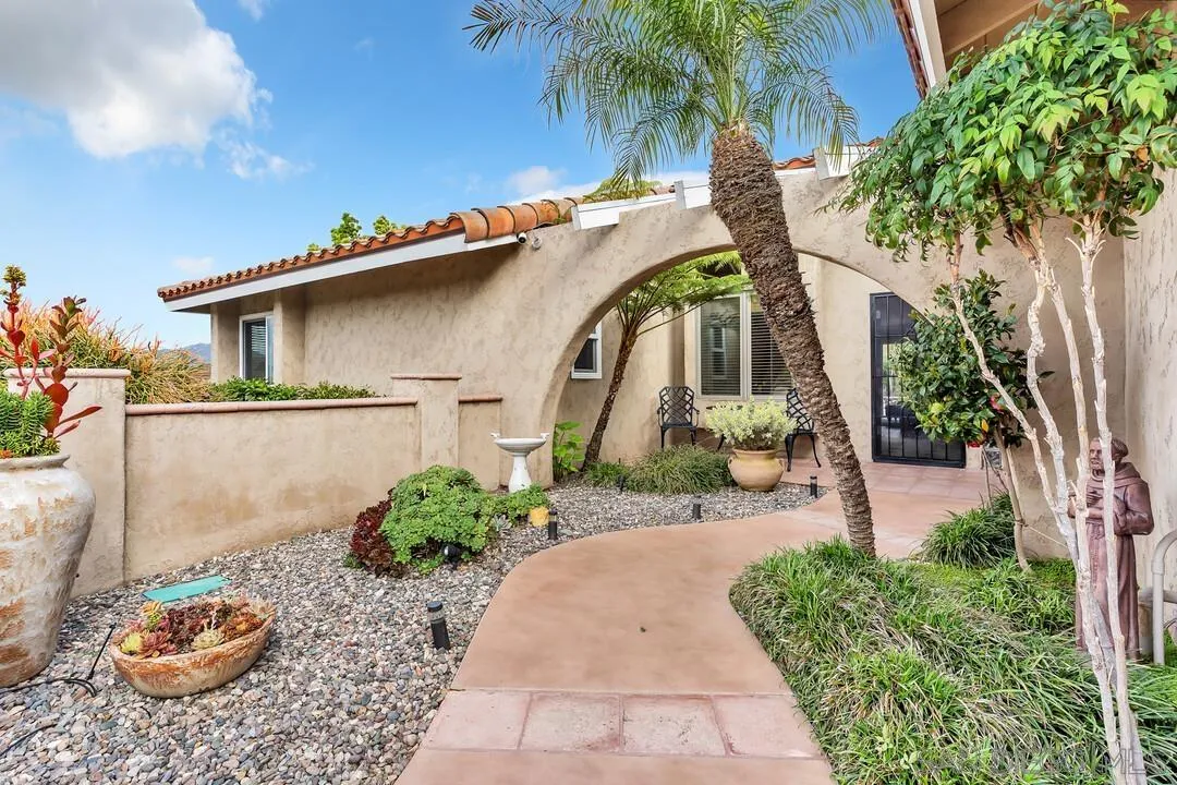 17215 Regalo Ln