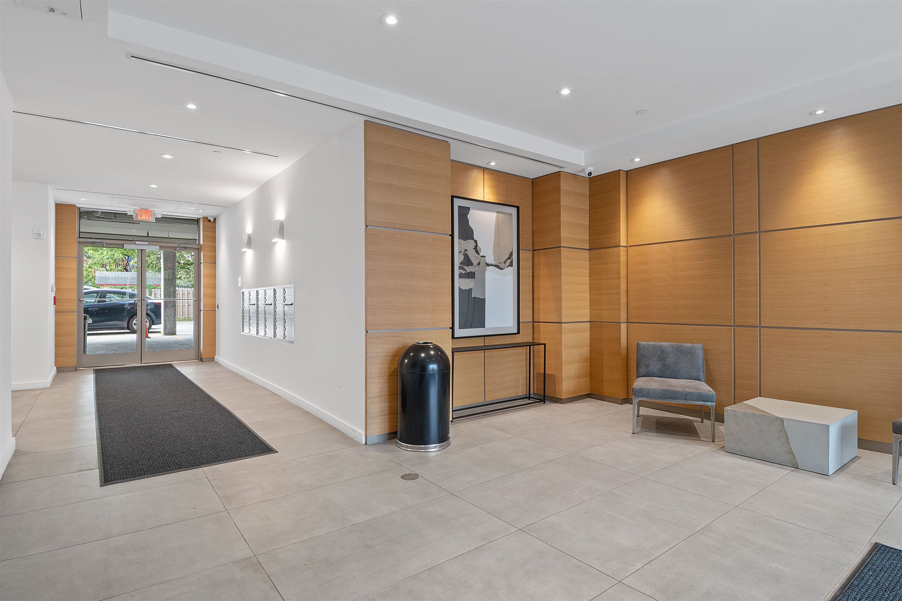 75 JORDAN AVE Unit: 303