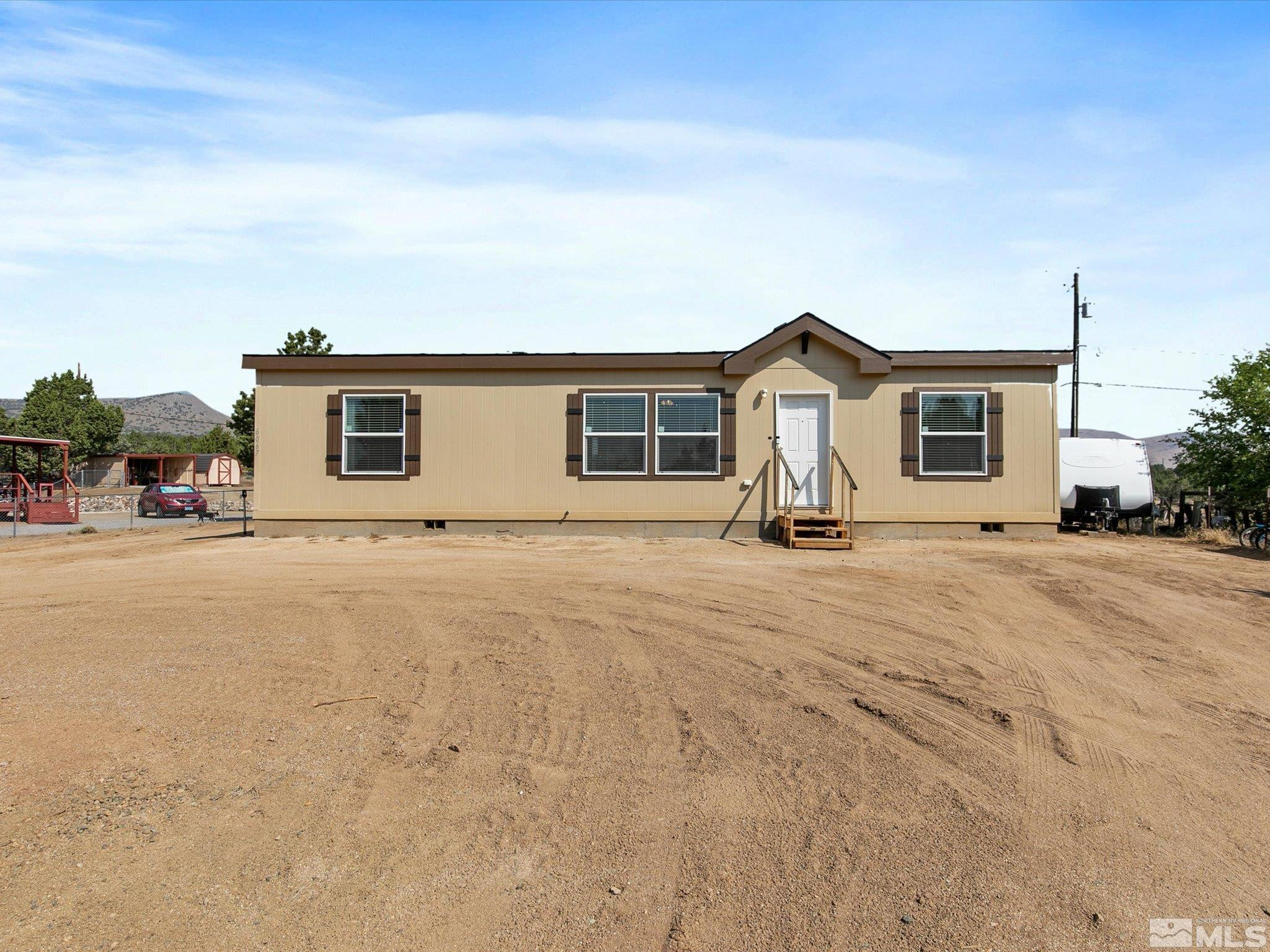 6067 Middle Fork Drive