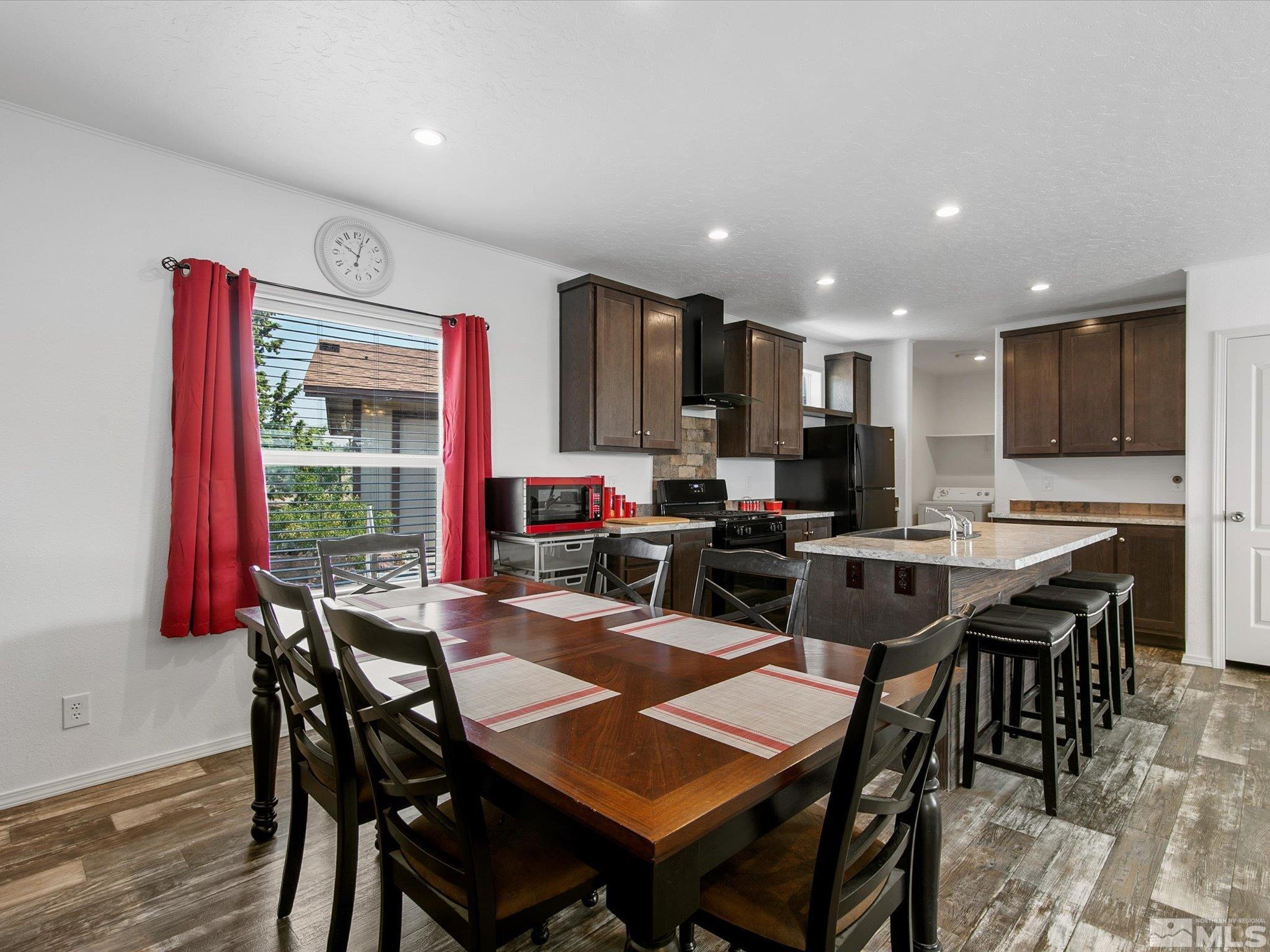 6067 Middle Fork Drive