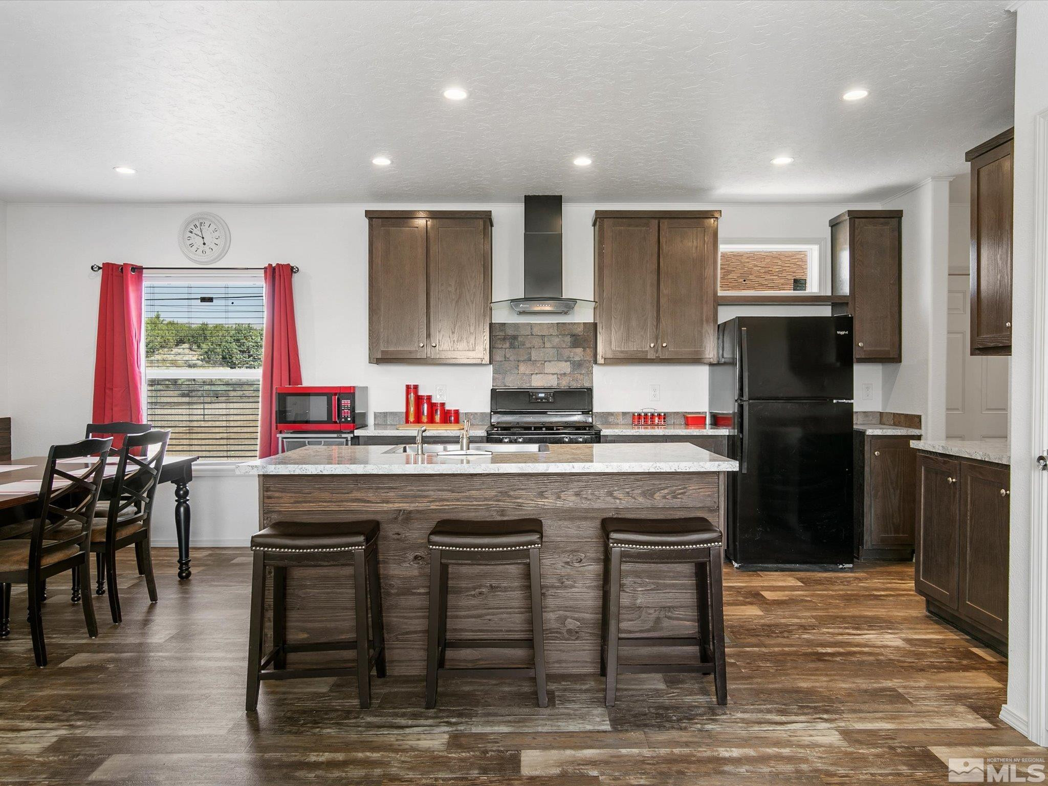 6067 Middle Fork Drive