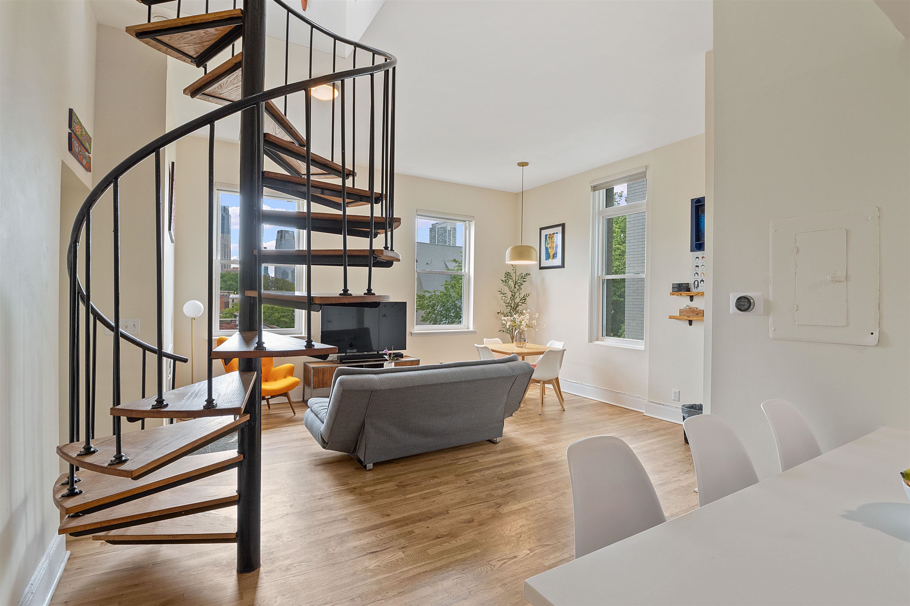 167 WAYNE ST Unit: 409T