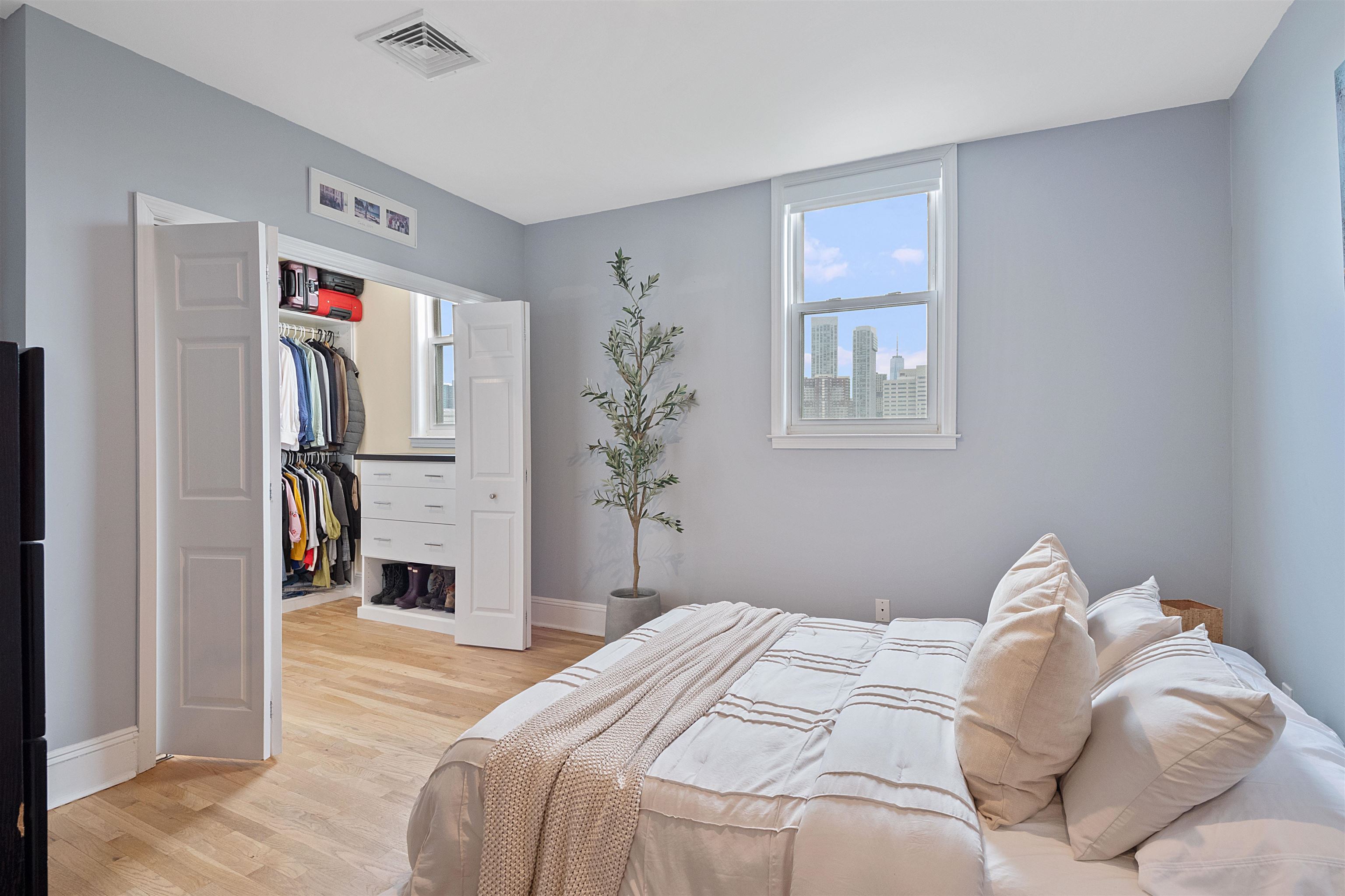 167 WAYNE ST Unit: 409T