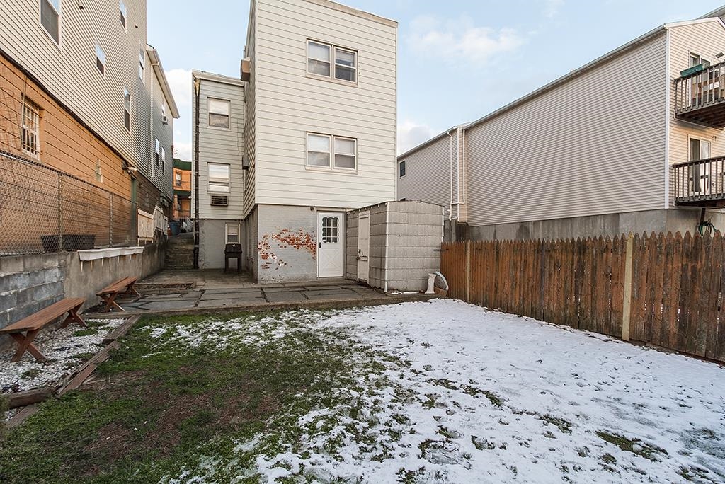 171 COLUMBIA AVE