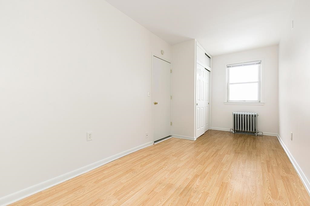 171 COLUMBIA AVE