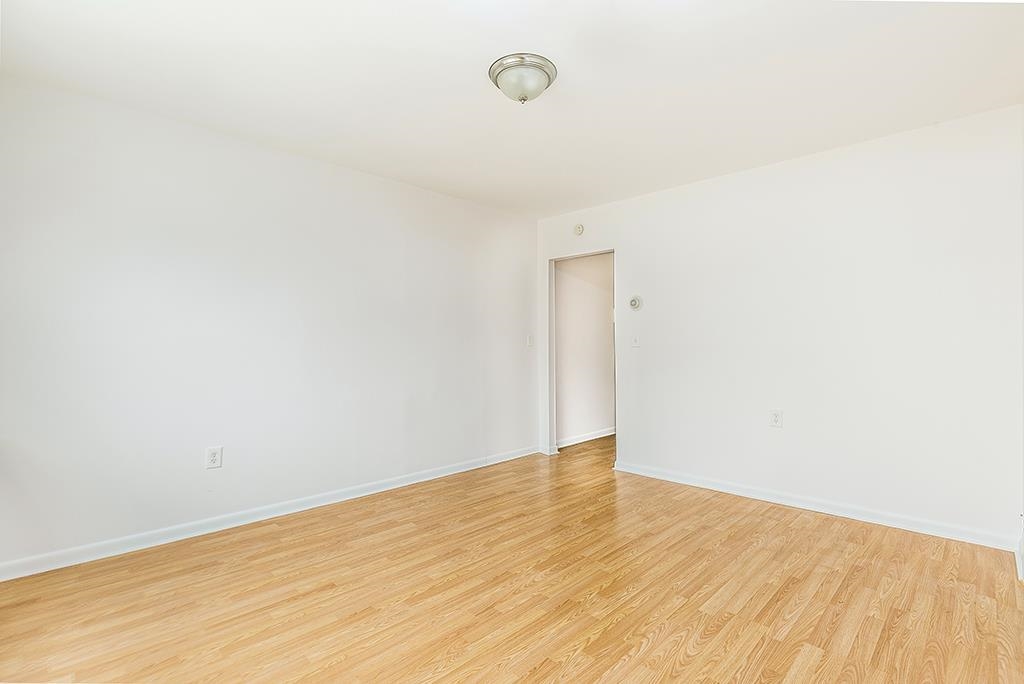 171 COLUMBIA AVE