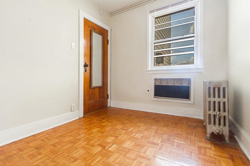 171 COLUMBIA AVE