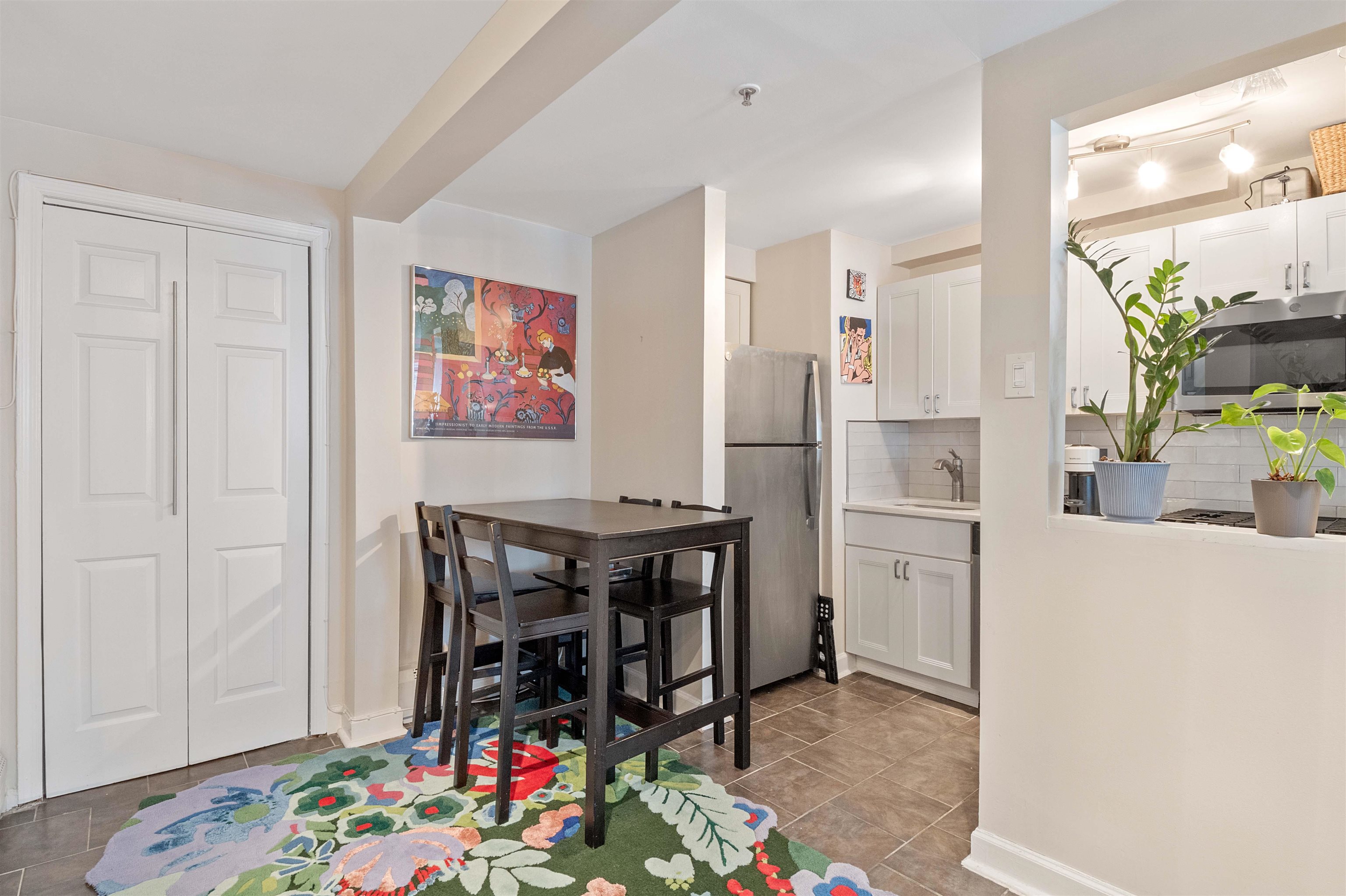 98 BRIGHT ST Unit: 1G