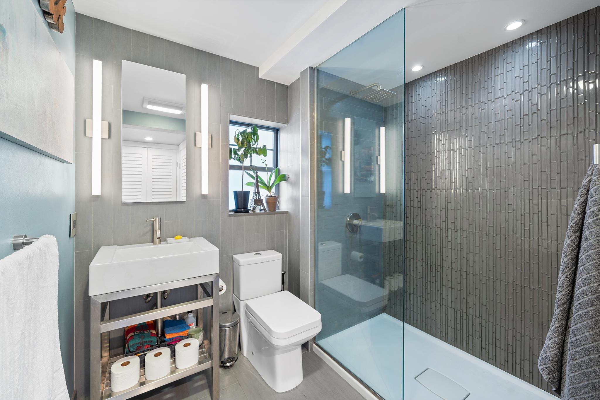 382 LUIS M MARIN BLVD Unit: 4l