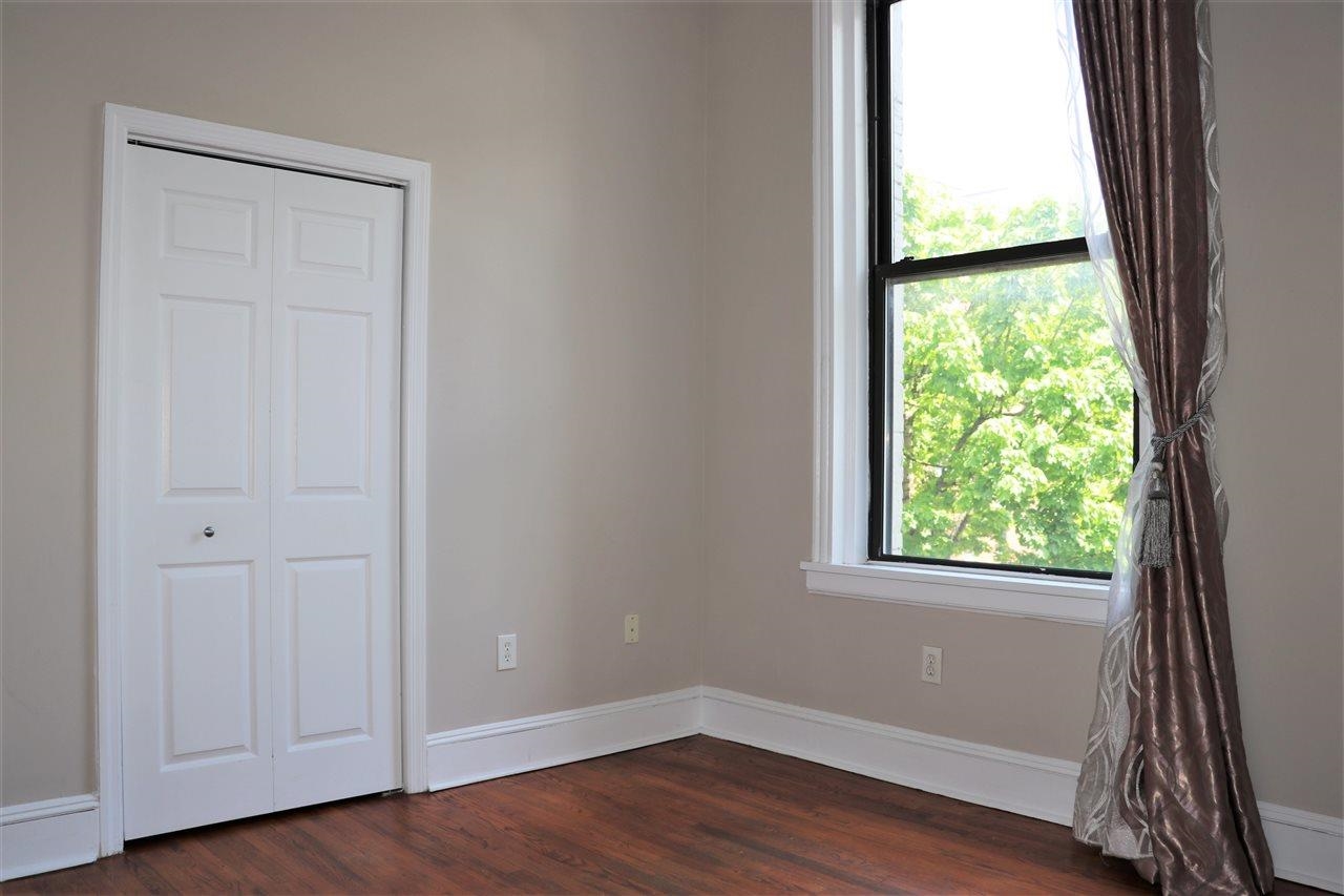 167 WAYNE ST Unit: 209