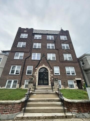85 WEST 32ND ST Unit: D6