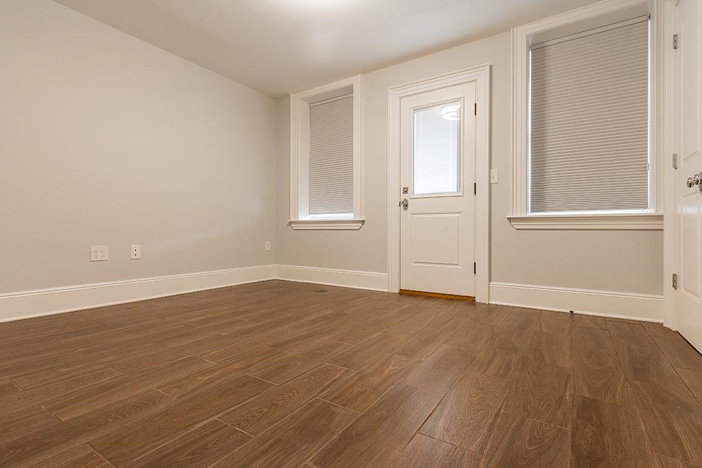 39.5 WAVERLY ST