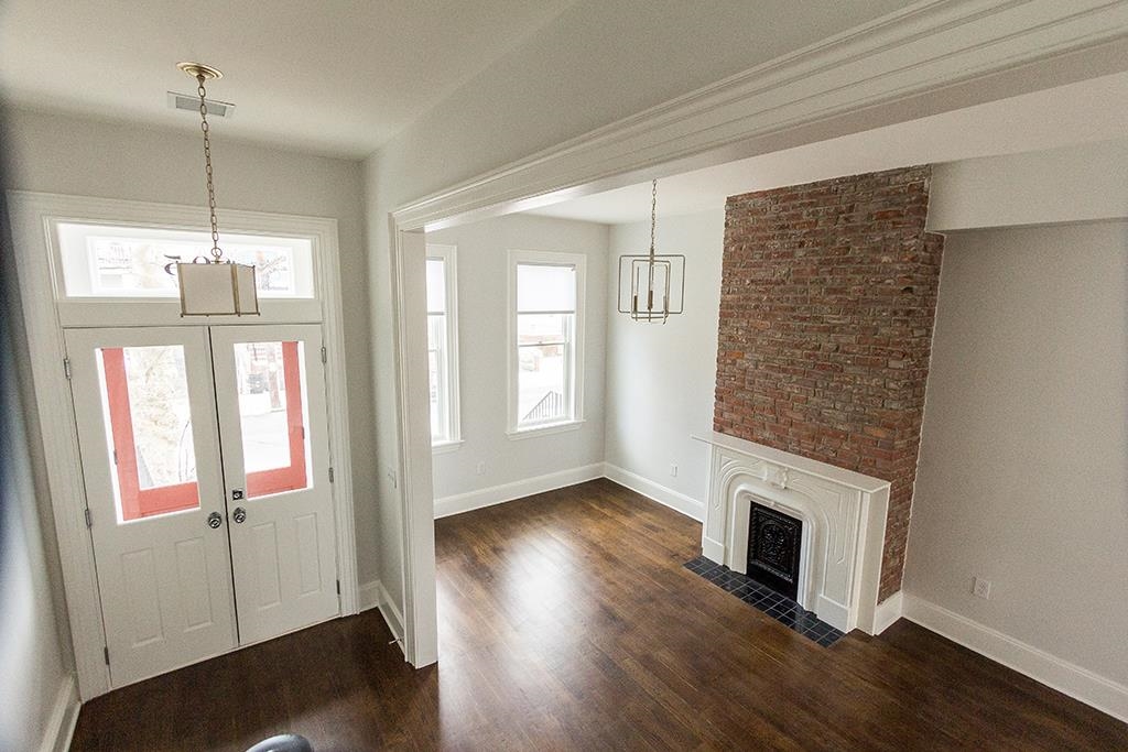 39.5 WAVERLY ST