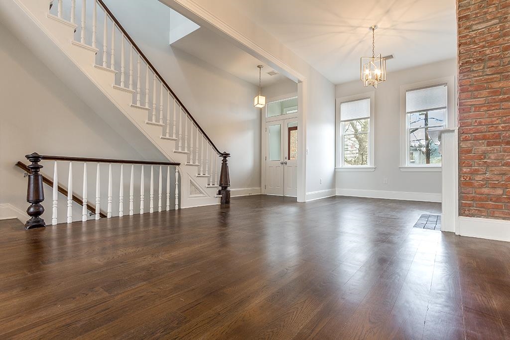 39.5 WAVERLY ST