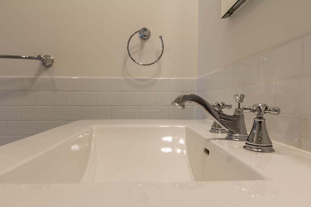 39.5 WAVERLY ST
