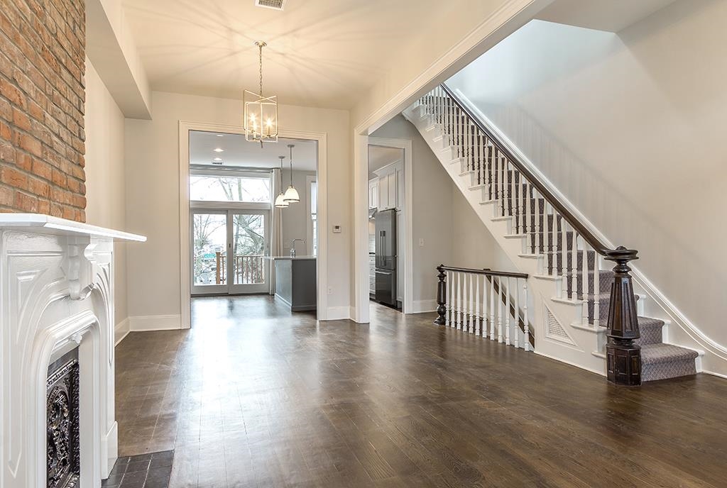 39.5 WAVERLY ST