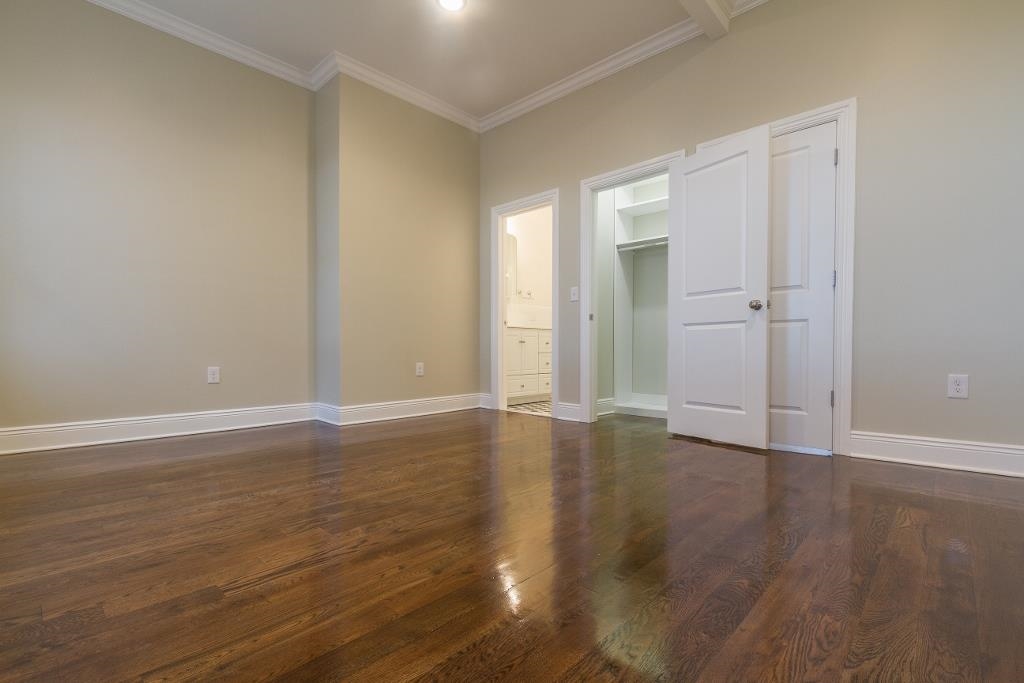 297 WEBSTER AVE