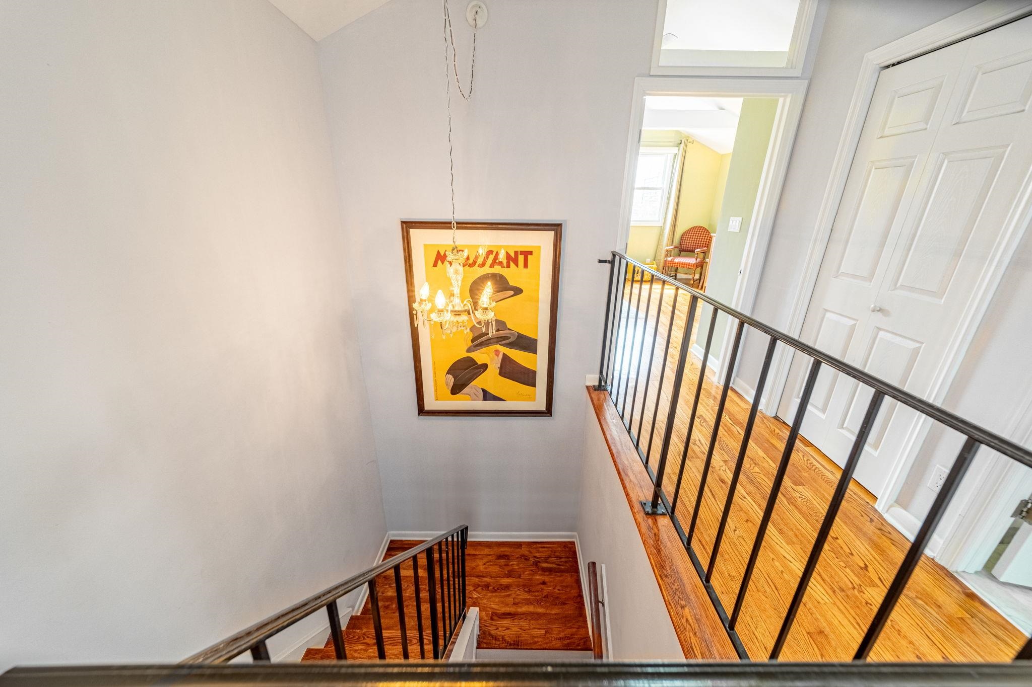 227 CHRISTOPHER COLUMBUS DR Unit: 433b