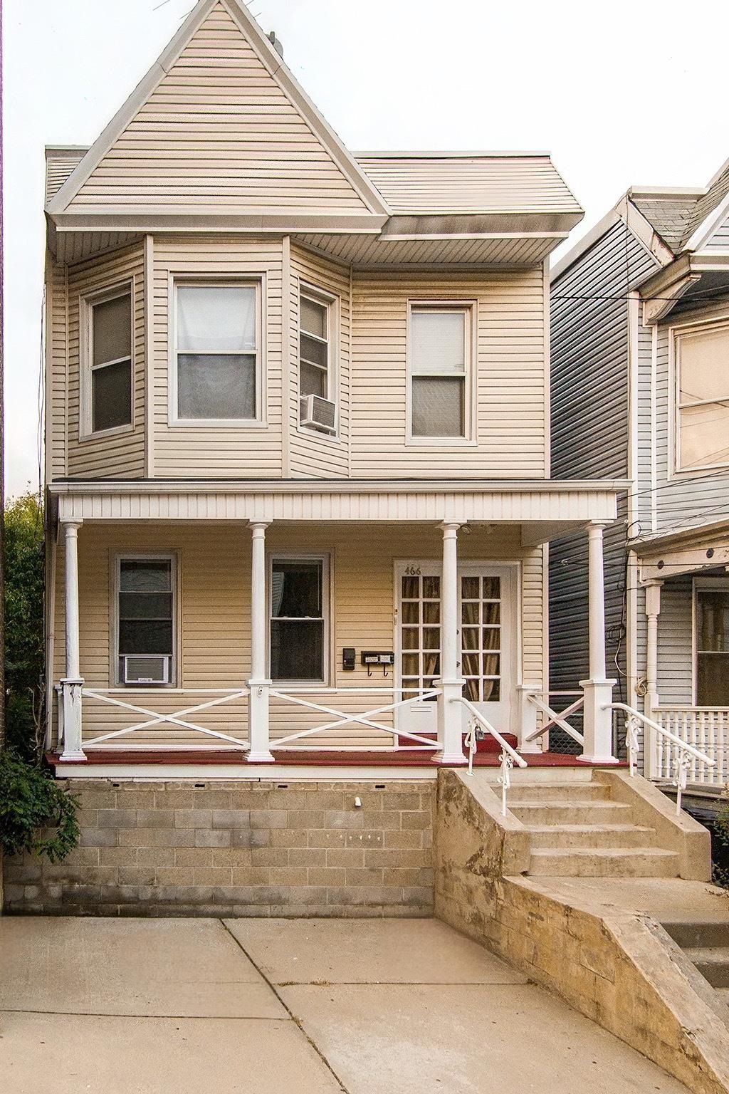466 MERCER ST