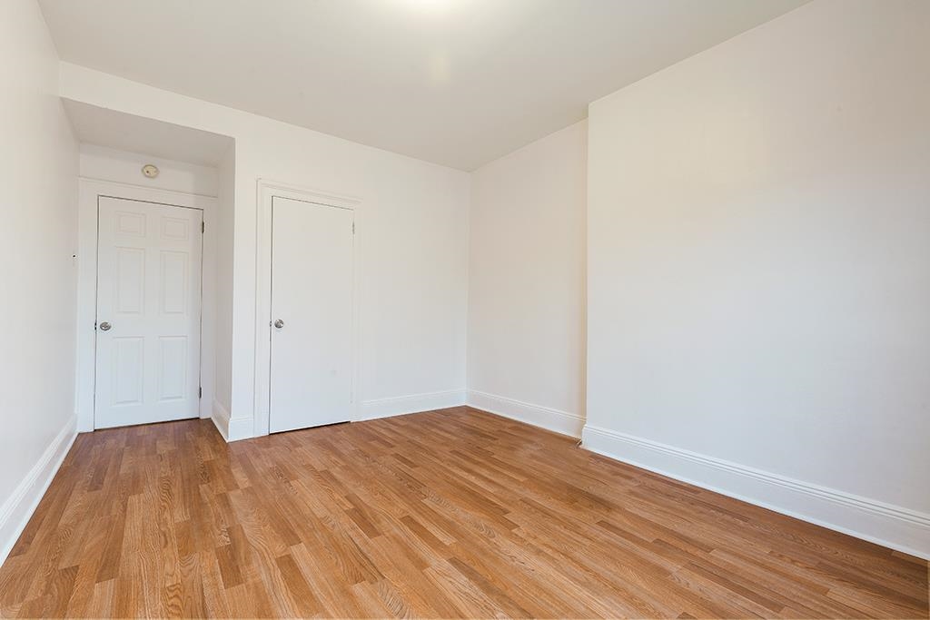 7 HANCOCK AVE