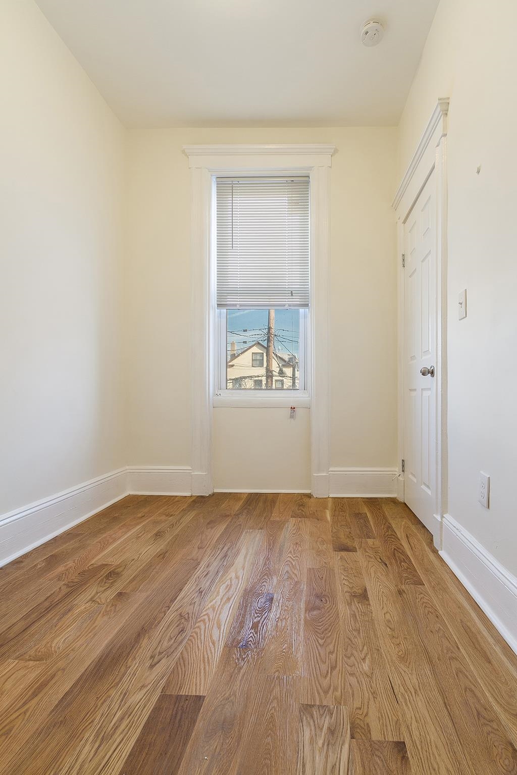 1211 CENTRAL AVE