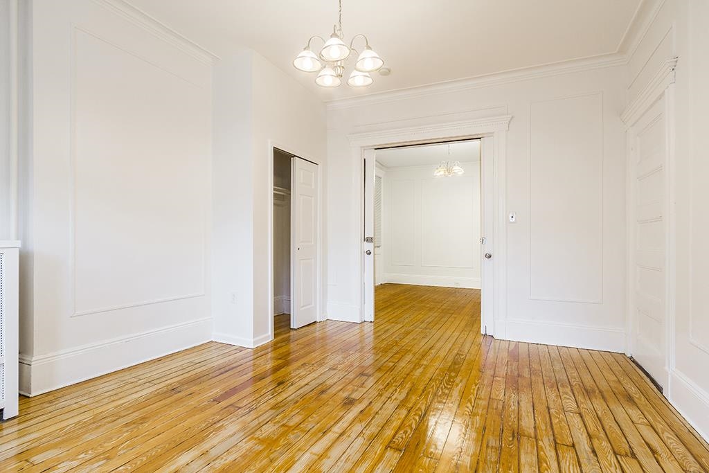 1211 CENTRAL AVE