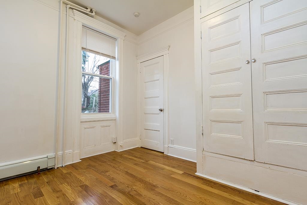 1211 CENTRAL AVE