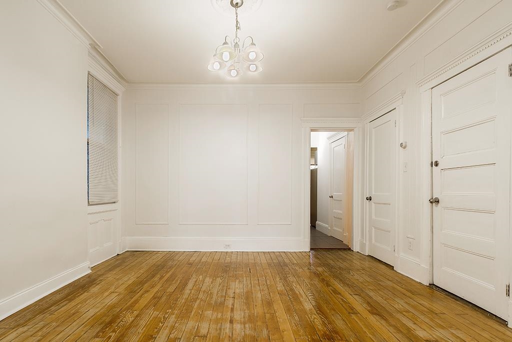1211 CENTRAL AVE