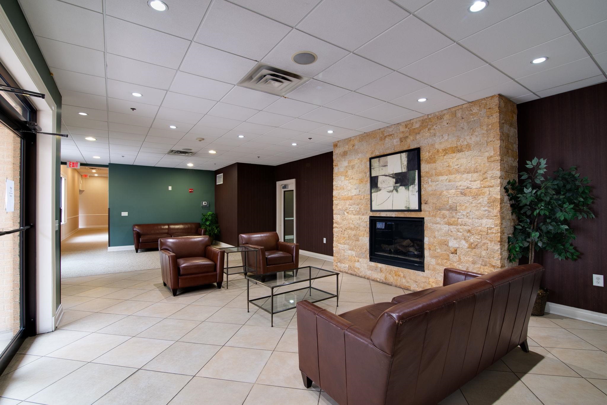 10 REGENT ST Unit: 306