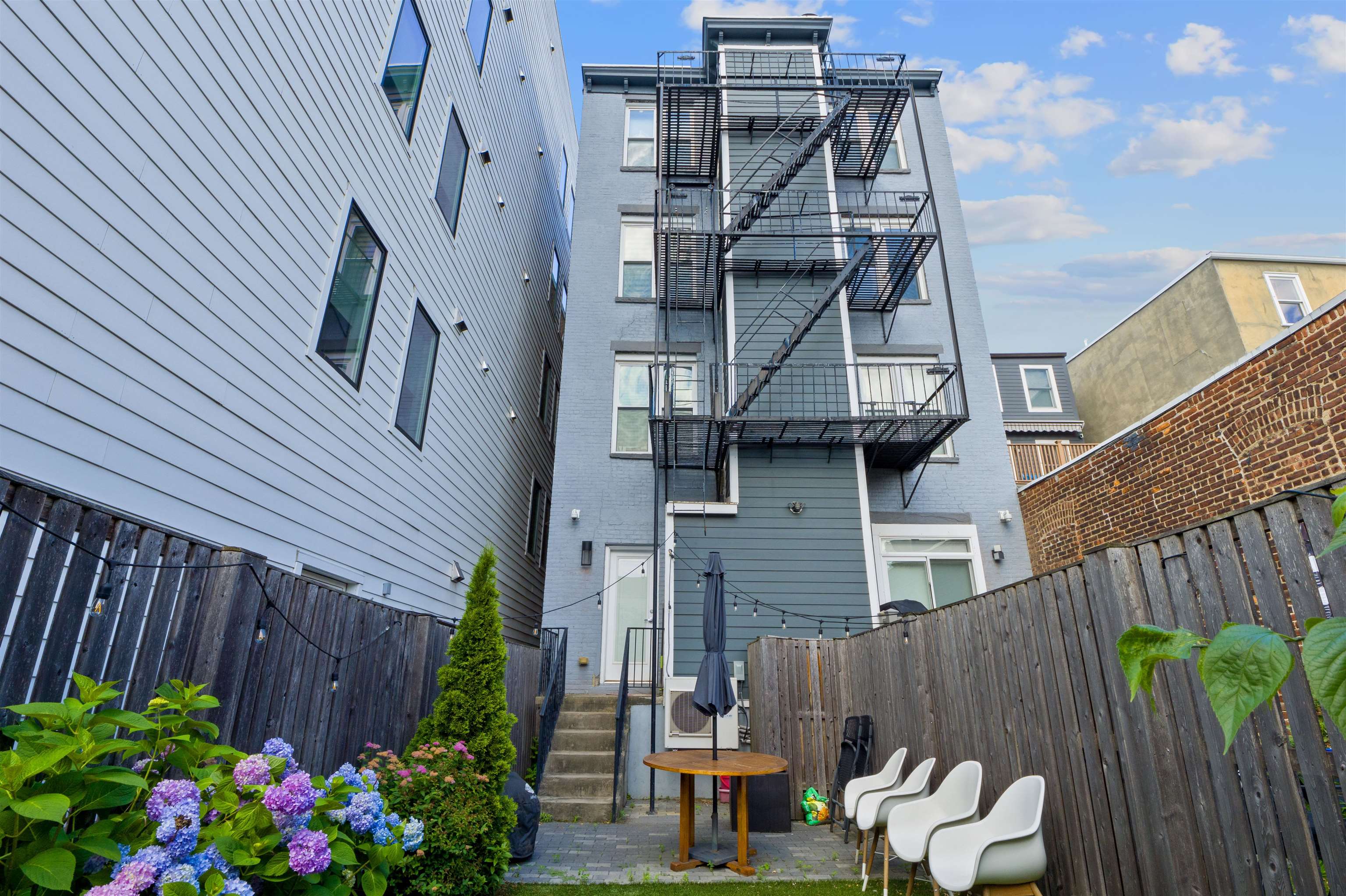 367 2ND ST Unit: 102