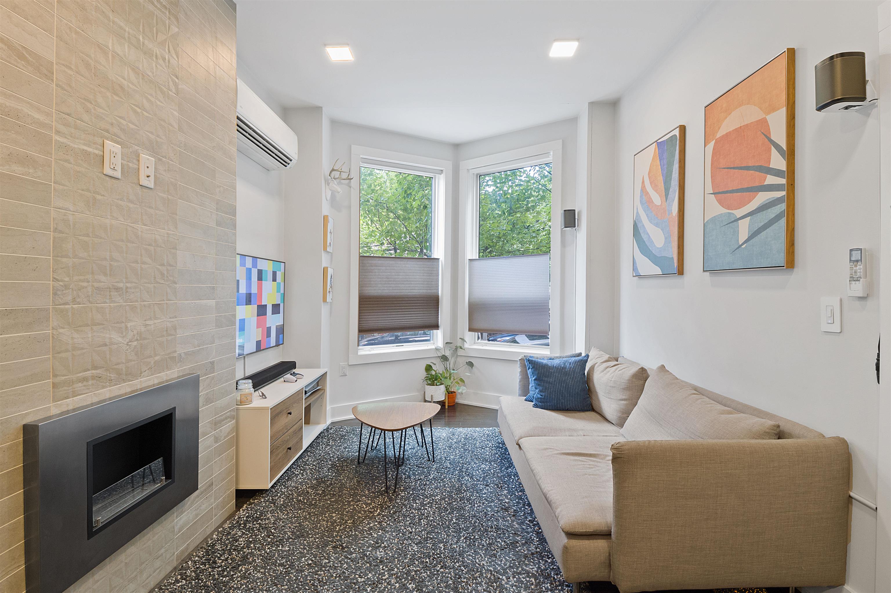 367 2ND ST Unit: 102