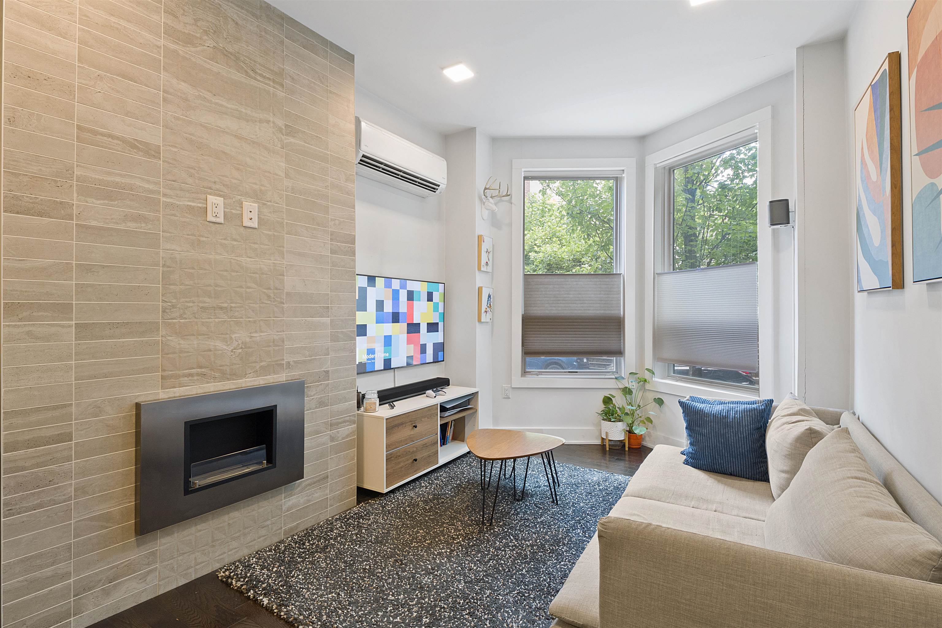 367 2ND ST Unit: 102