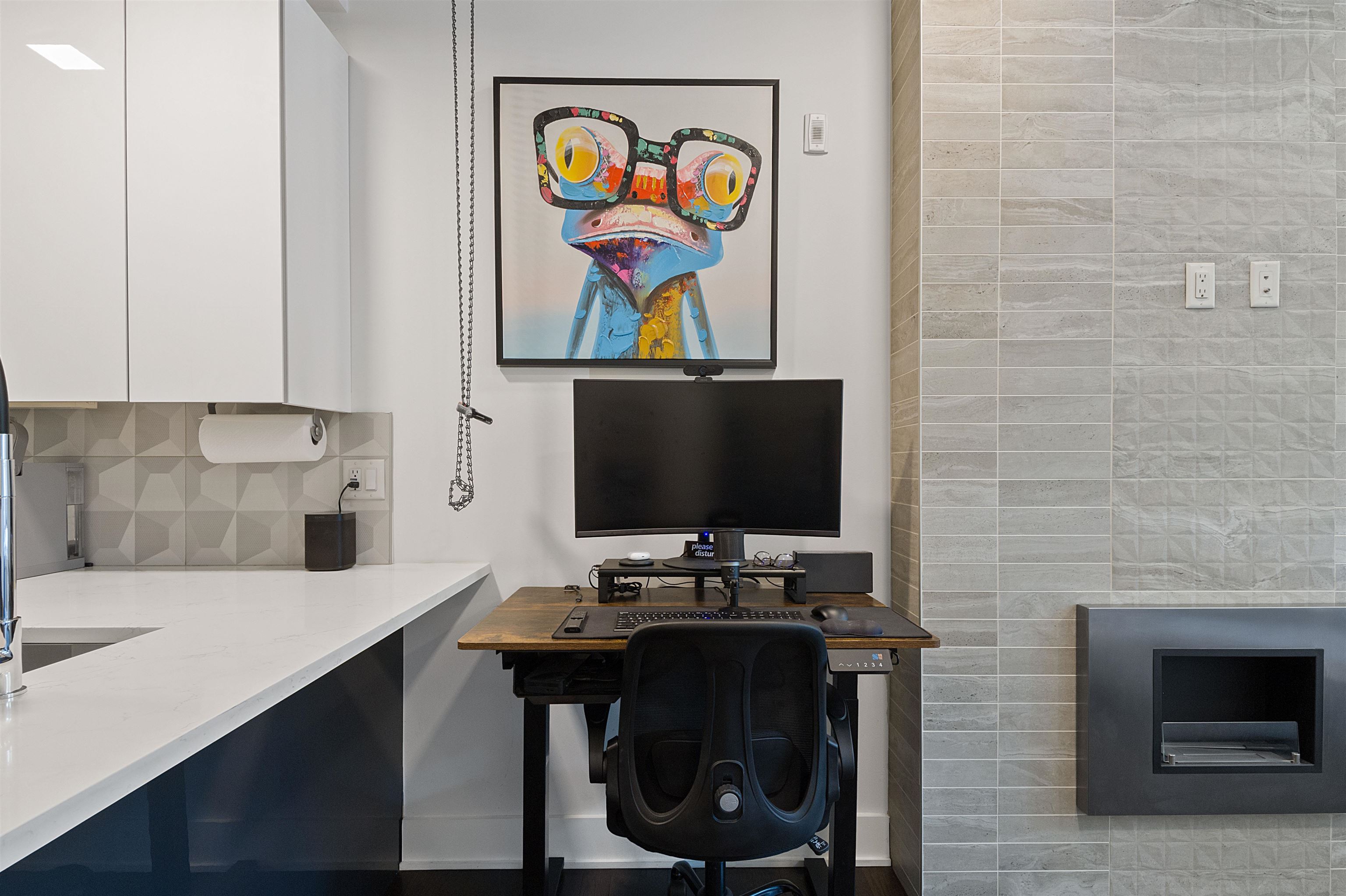 367 2ND ST Unit: 102