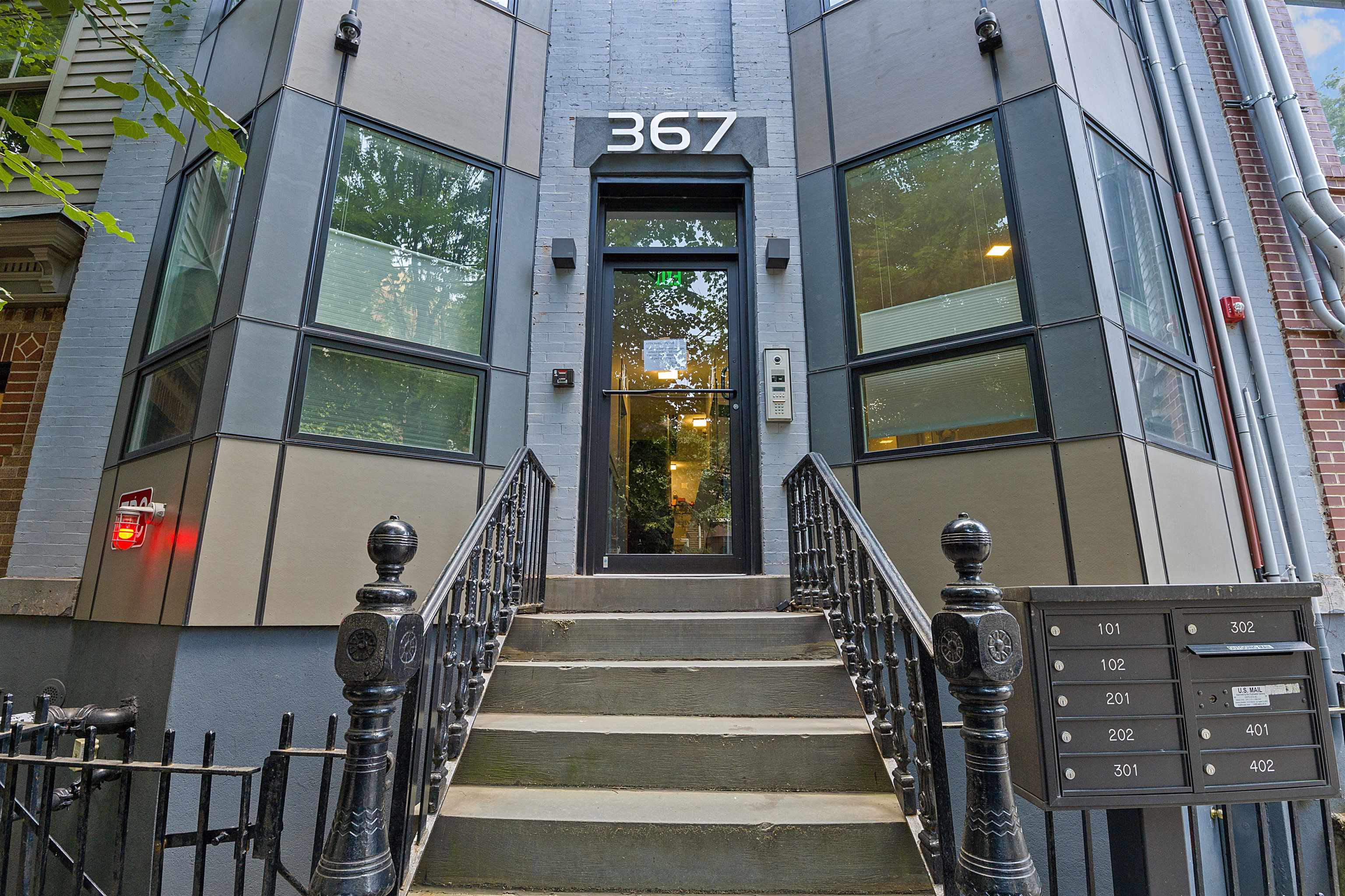 367 2ND ST Unit: 102