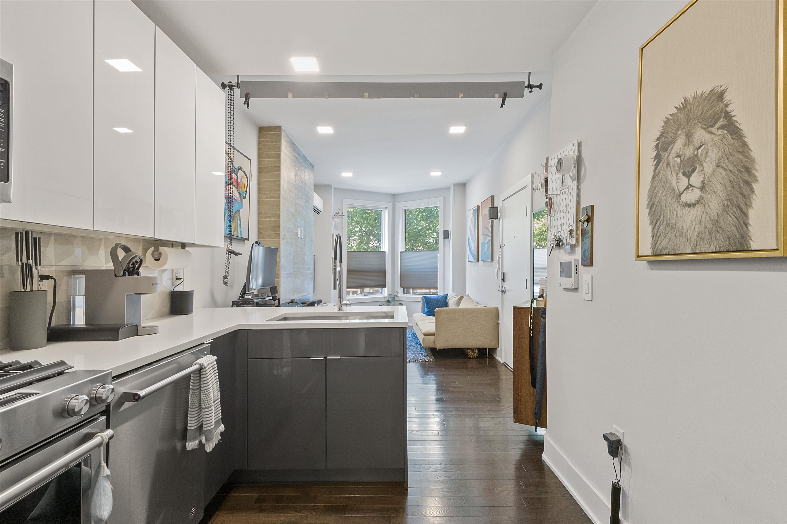 367 2ND ST Unit: 102