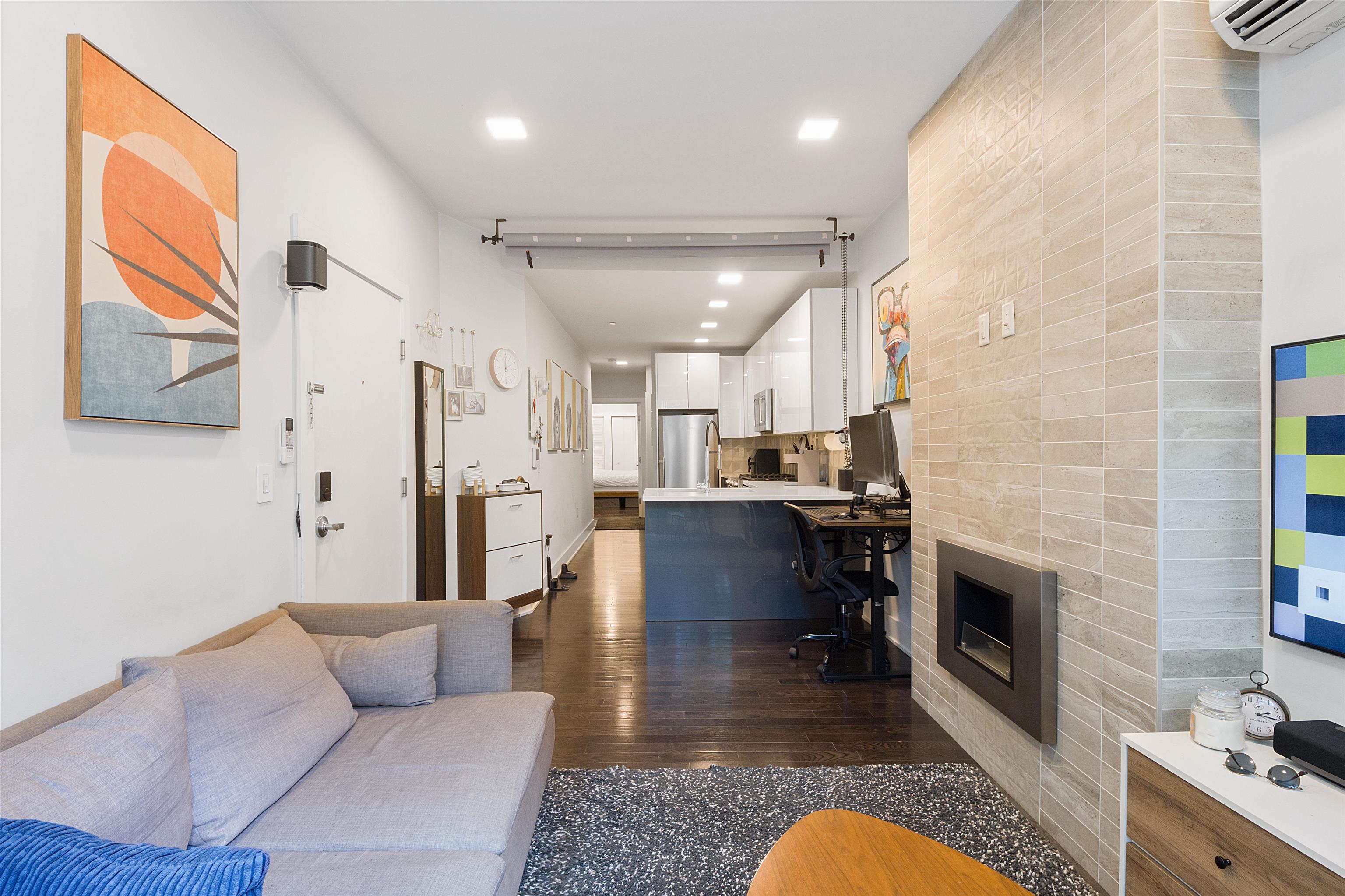 367 2ND ST Unit: 102