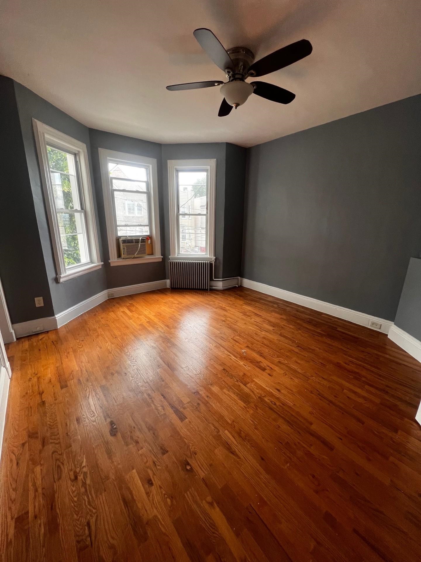 88 HAGUE ST Unit: 2