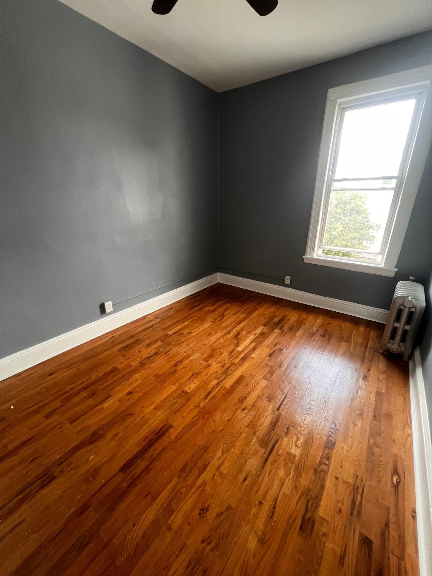 88 HAGUE ST Unit: 2
