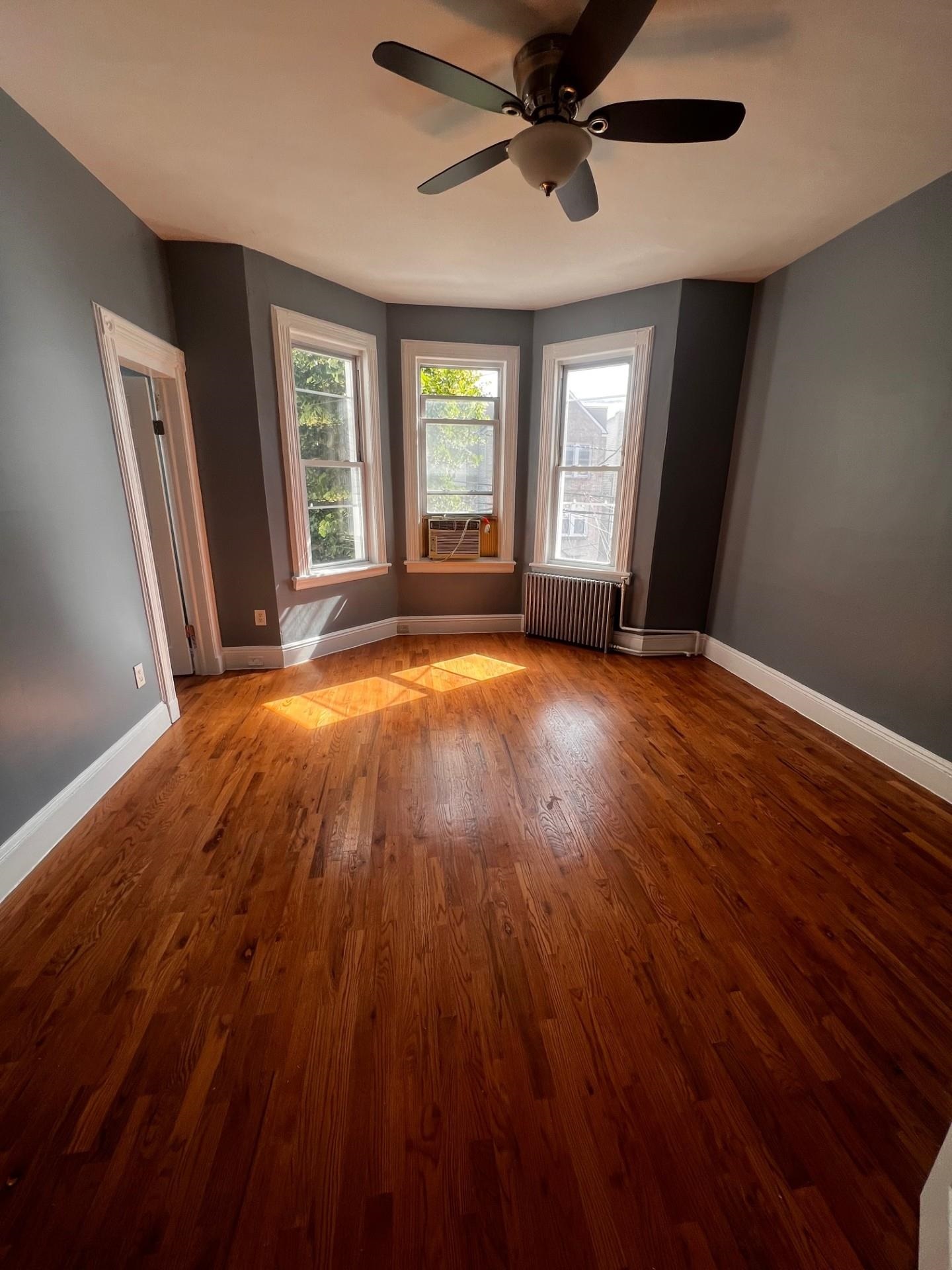 88 HAGUE ST Unit: 2