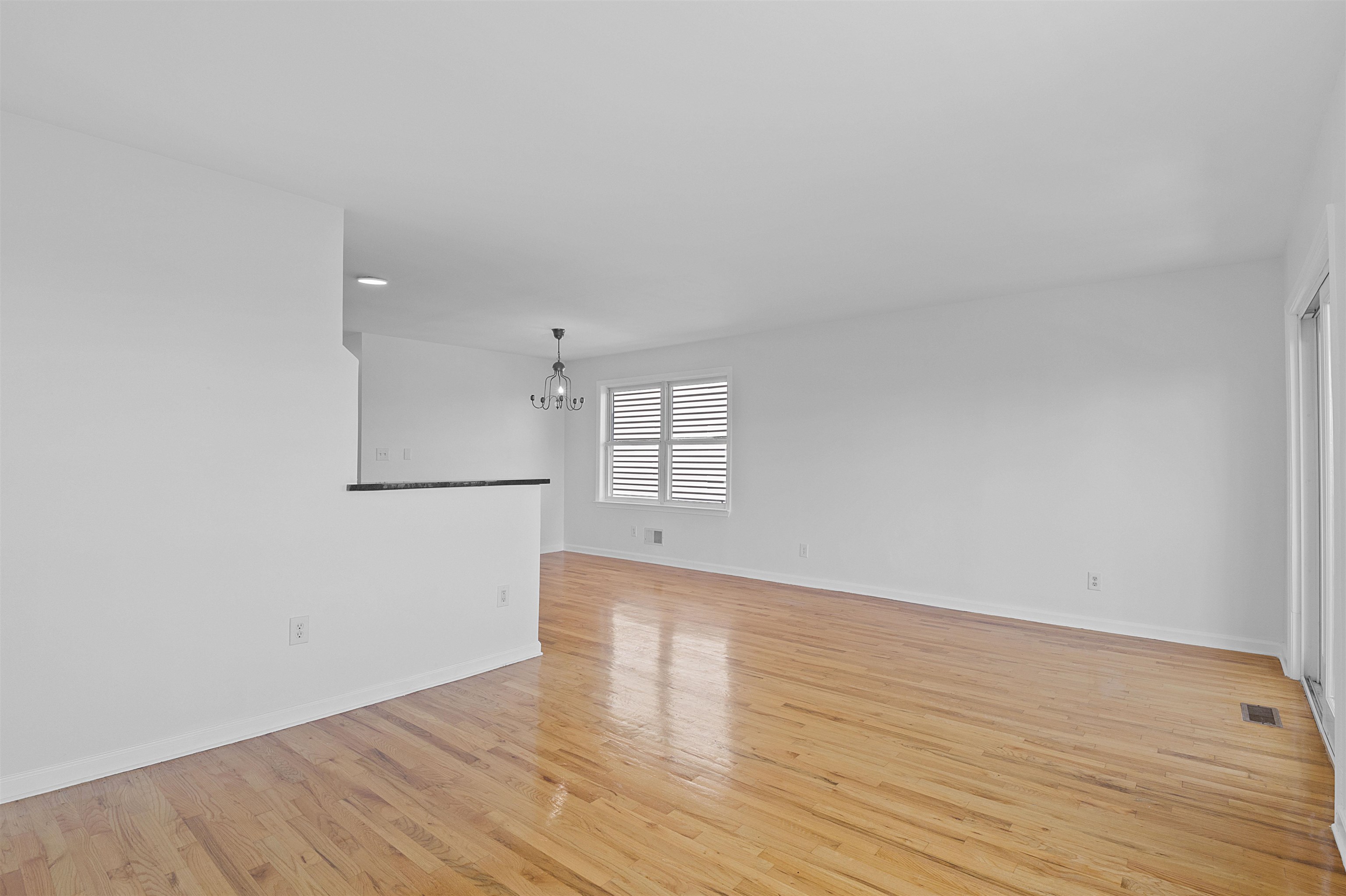 126 OGDEN AVE