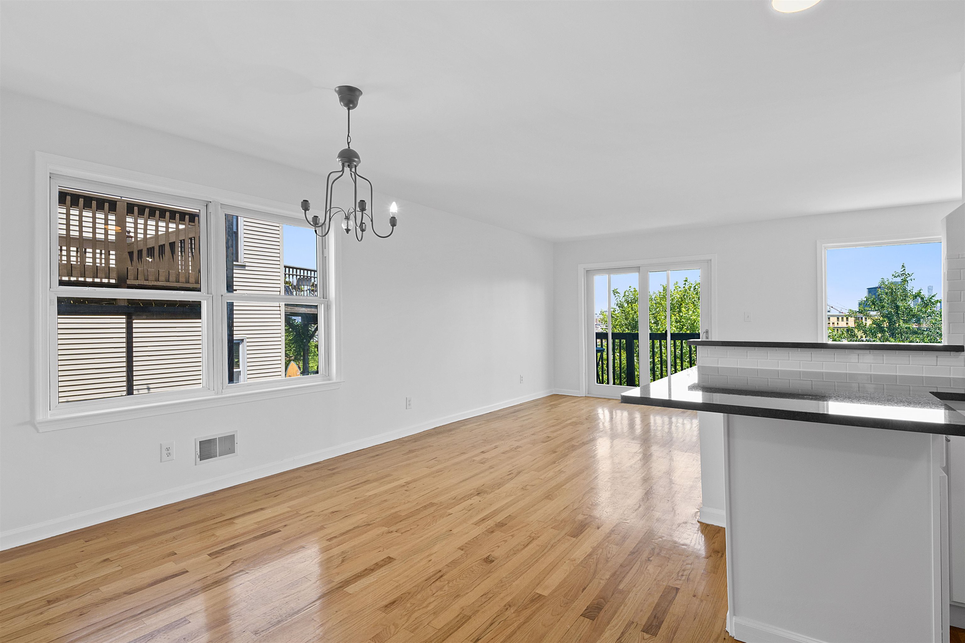 126 OGDEN AVE