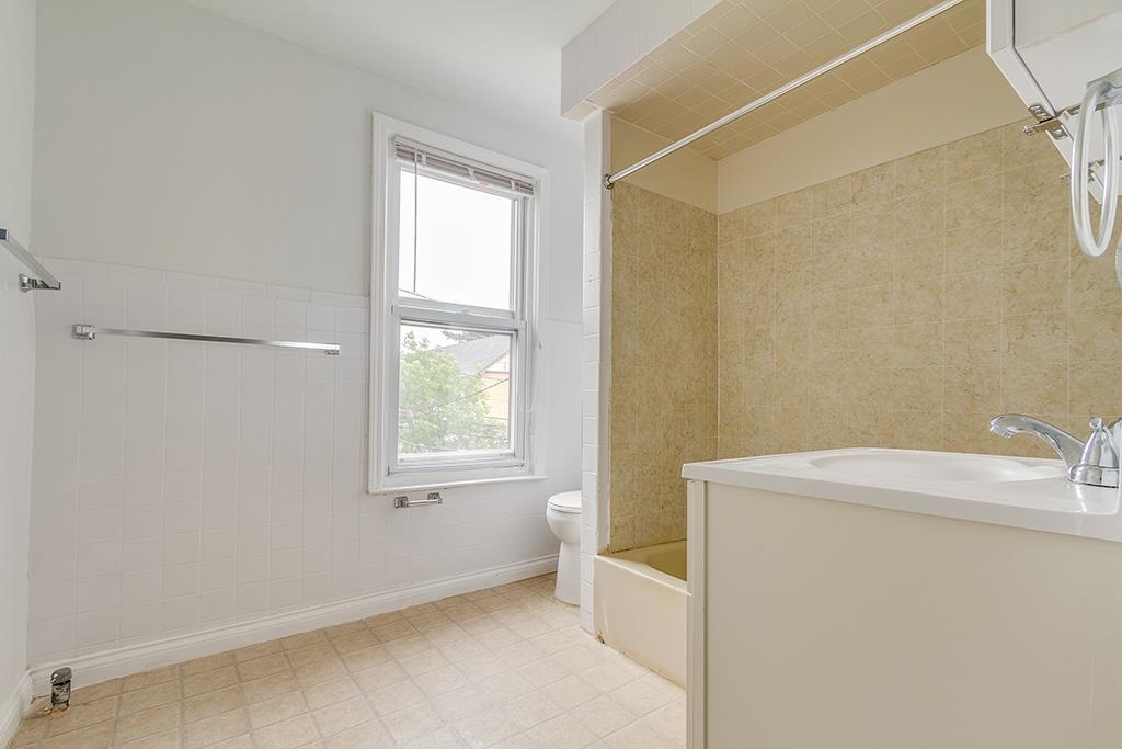 96 WEST 21ST ST