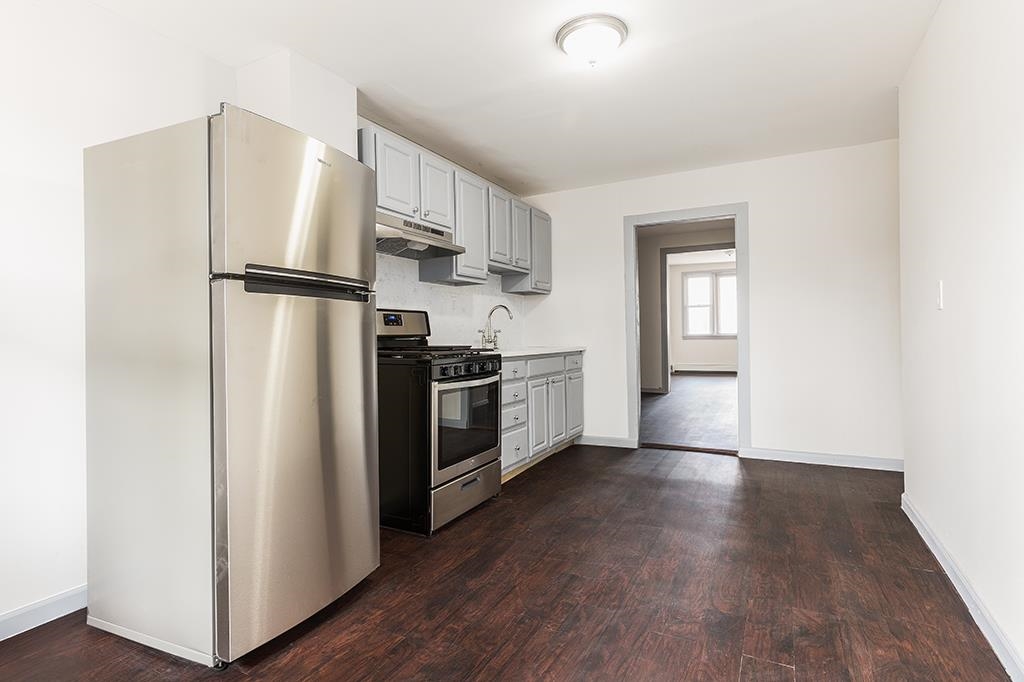 96 WEST 21ST ST