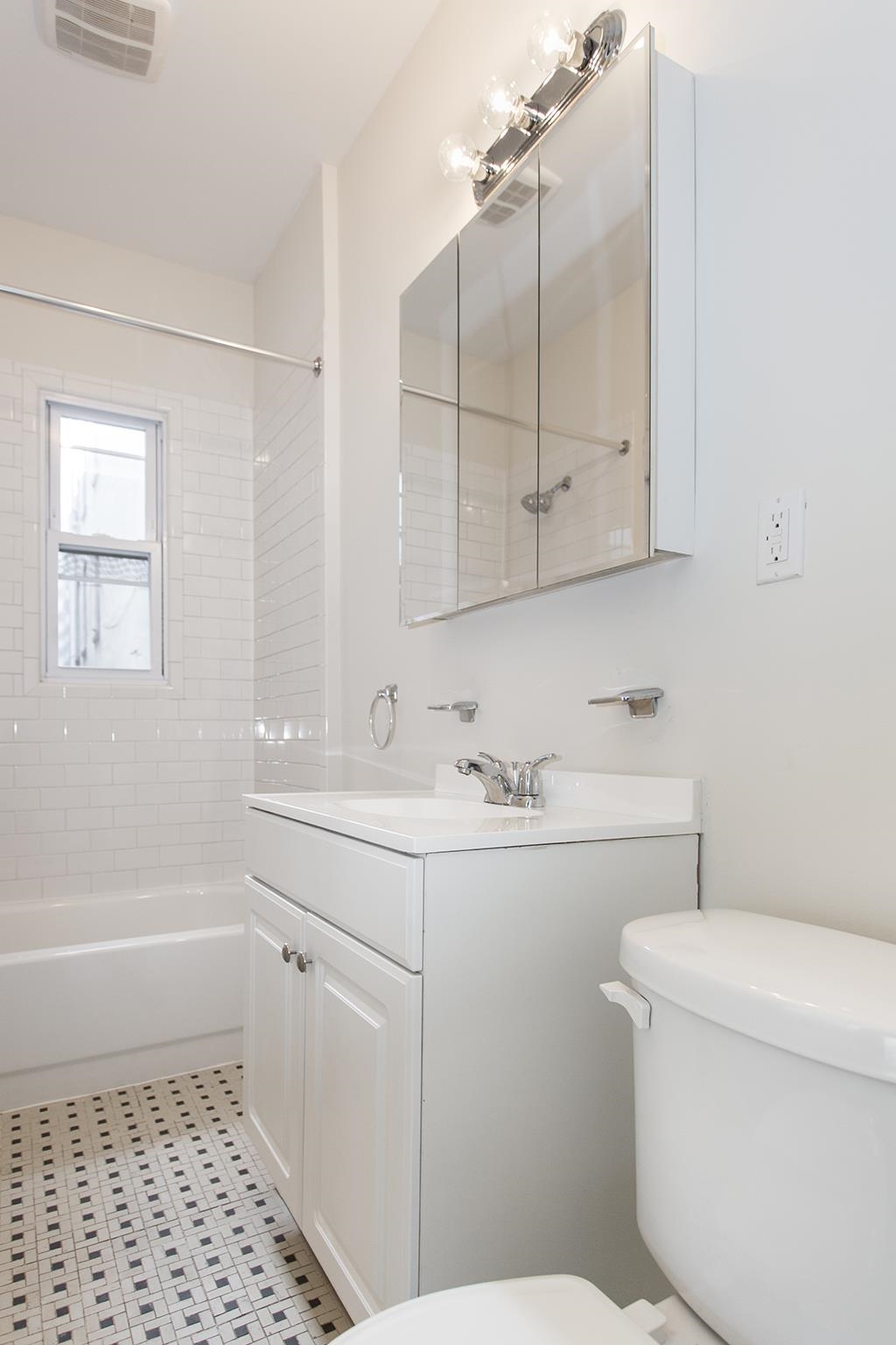 45 WEST 18TH ST